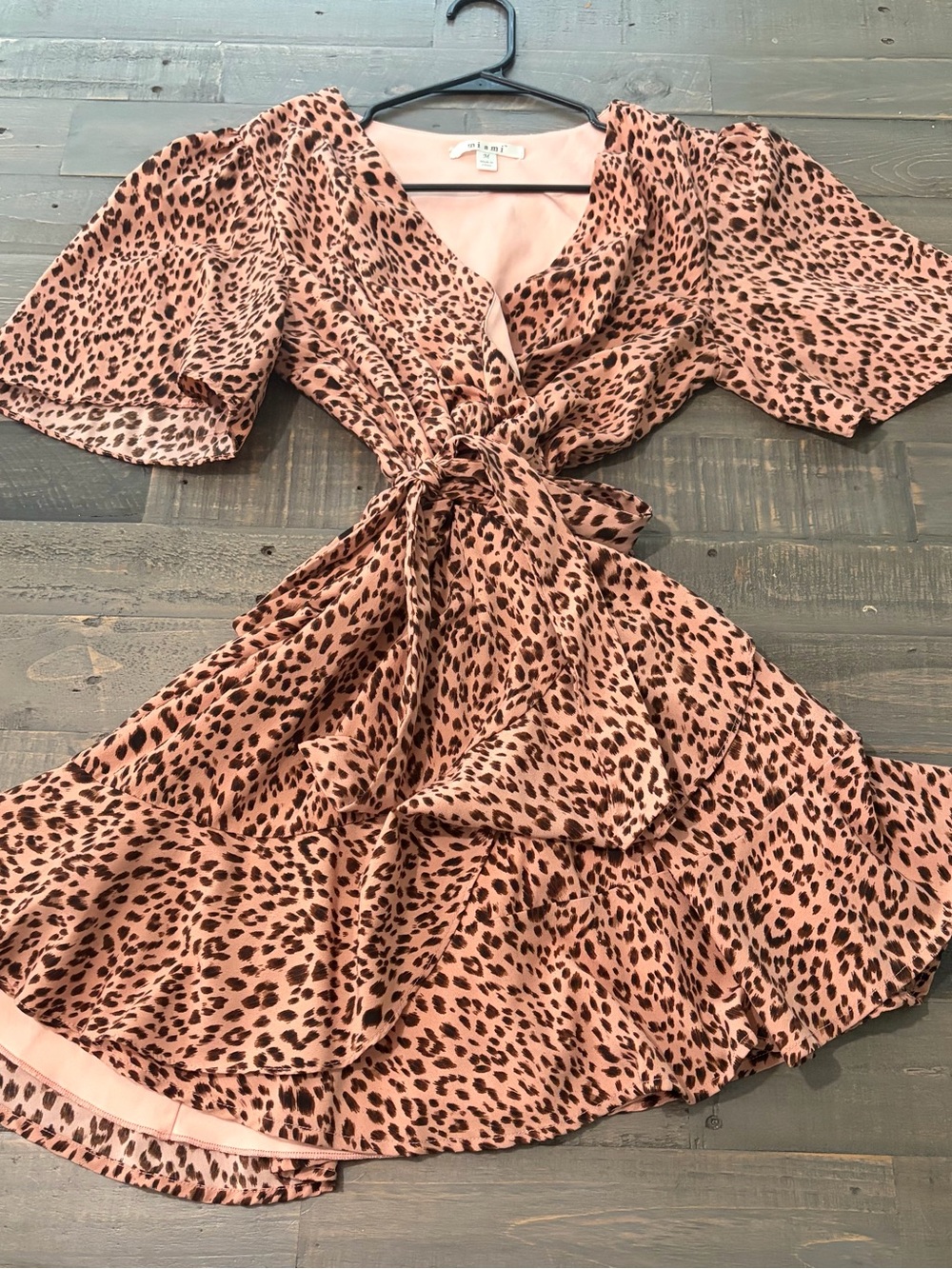 Miami Leopard Print Wrap Dress Women’s M Flutter Sleeve Ruffle Tie Waist